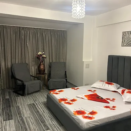 Enzso Ap 2 Cam,piata Natiunile Unite, Nr3-5,bloc B2, Sc2, Et 1, Ap34 公寓